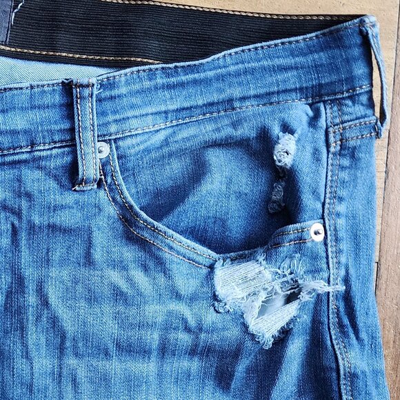 Torrid Sky High Skinny Ripped Jeans Size 18 - Picture 6 of 16